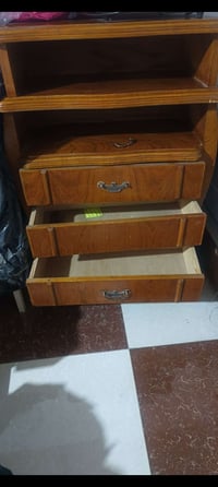 ميز خشب ثقيل للبيع 07736974684