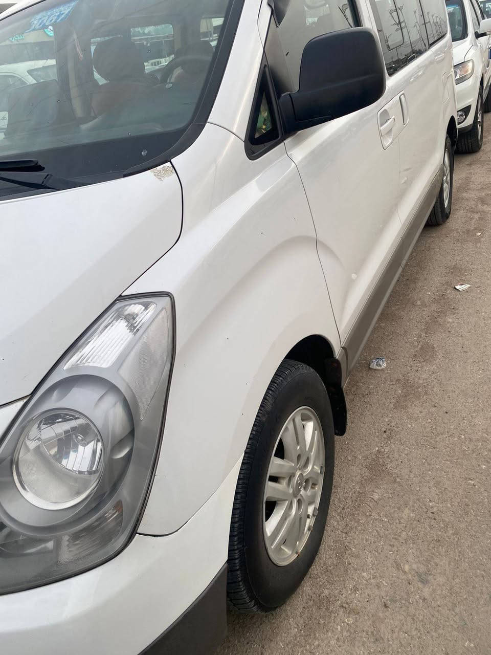 ستاركس موديل 2018 رقم بغداد تحويل ثاني يوم  بيها صندوك مبدل والبراكيت راجع بارد وجاملغ خلفي بي بارد والثاني بي صبغ يم قبق الكاز والباقي مكفول كير محرك كفاله سياره مال بيت ما متعوبه ابد سعر ١٩٠ وبيها مجال المكان بغداد بسمايه 
اي استفسار ***********
