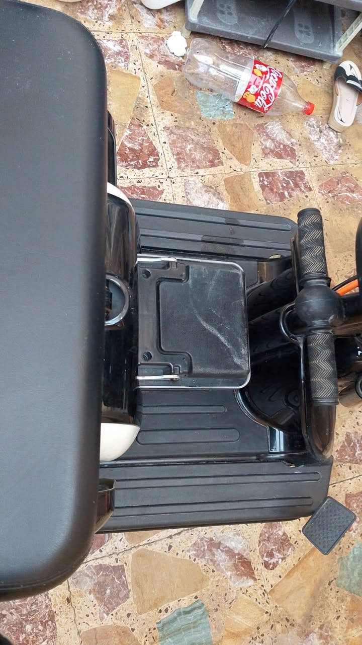 السلام عليكم ورحمة الله وبركاتة
ماطور شحن معوقين فول مواصفات، جديد ما صار له خمسة أشهر من اشتريته.
السعر 700 ألف... 
الاستفسار اكثر الاتصال عالرقم 
***********
