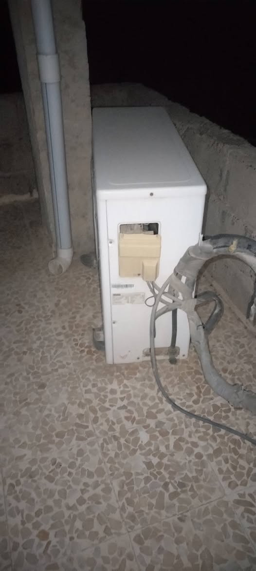 للبيع عاطل ***********
