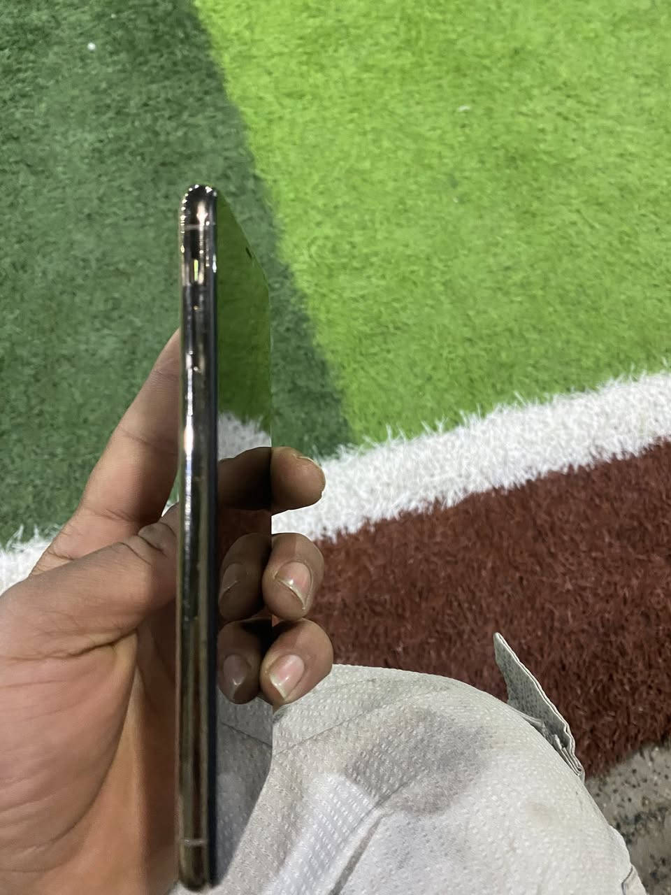 11برو ماكس مبدل شاشه معروض 300 الف مكاني بغداد بلديات***********
