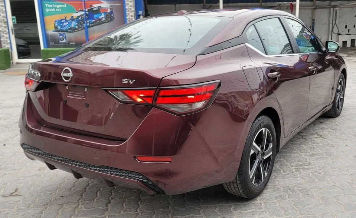 --
بسعر مناسب 122 ورقة 
نيسان سنترا  موديل 2025 الشكل الجديد
ماشية 20 الاف فقط 
 مواصفات sv
الشكل الجديد
بحالة الزيزو  
جديده بعدها بريحة الشركة 
وارد امريكي رقم كاتي يترقم شمالي عندك ٩٠ يوم للترقيم  
 بنيدوجامولغ صبغ بدون شاصي فقط بدنه اشويه بي 
بدون اي ضرر داخلي / الايرباك راجع سستم
دخول جديد
حجر البيئه  بلادي
مواصفات sv 
محرك 2000 
بصمة تشغيل 
بصمة ابوب 
تشغيل عن بعد
رادار امامي خلفي جانبي
قيادة ذاتيه تحديد مسار
شاشه ايباد تدعم كار بلي 
كامرا خلفيه دواره 
حساس خلفي
فول تحكم استيرن جهتين
كروز سرعه 
سايد بريك بالرجل 
وباقي المواصفات معروفة Sv 
للاستفسار     
اتصال +واتساب 
 مكاني  : ديالى خانقين  
السعر122   ورقة سعرها 
***********
***********
