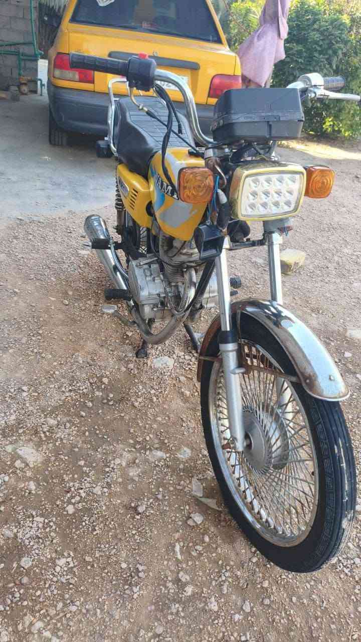 سلام عليكم
دراجه للبيع 

خمسه گير ، الدراجه نظيفه وشلعه فوول الله يشهد محرك ناعم تجي تفحص وتشوف كهربائيات كلها كامله وأشاير 

نگره سلف ، للتواصل الاتصال  *********** بي واتساب
السعر ٣٥٠ وبيها مجال قليل
