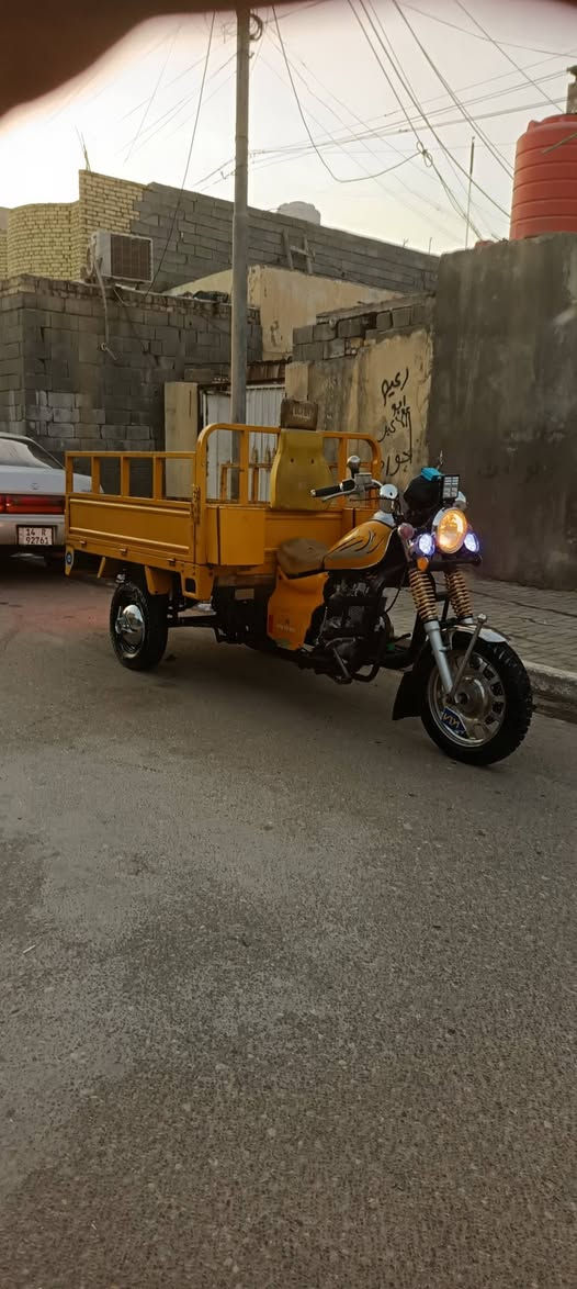 سوبر MTR موديل 19 طالعه بل 20  اوراق كفاله عامه تواير جدد دبلات جدد ومحرك جديد وكهربائيات جدد  لايتات جدد  الستوته مابيها أيشي مستعمل كله جديد وشاصيها كفاله من شخط حته سبيرها بعده ما نازل منها  سعرها مليون و650  وبيها مجال حك الجيه 1650 عنوان بصرة حيانية رقم الهاتف ***********
