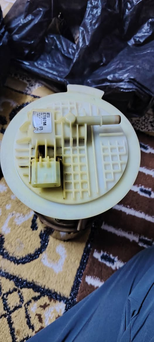 السلام عليكم. قاعده كامله هيه وطواافه وفيت بم شغاله وع الفحص سعر ٧٥ الف مكاني بغداد ***********
