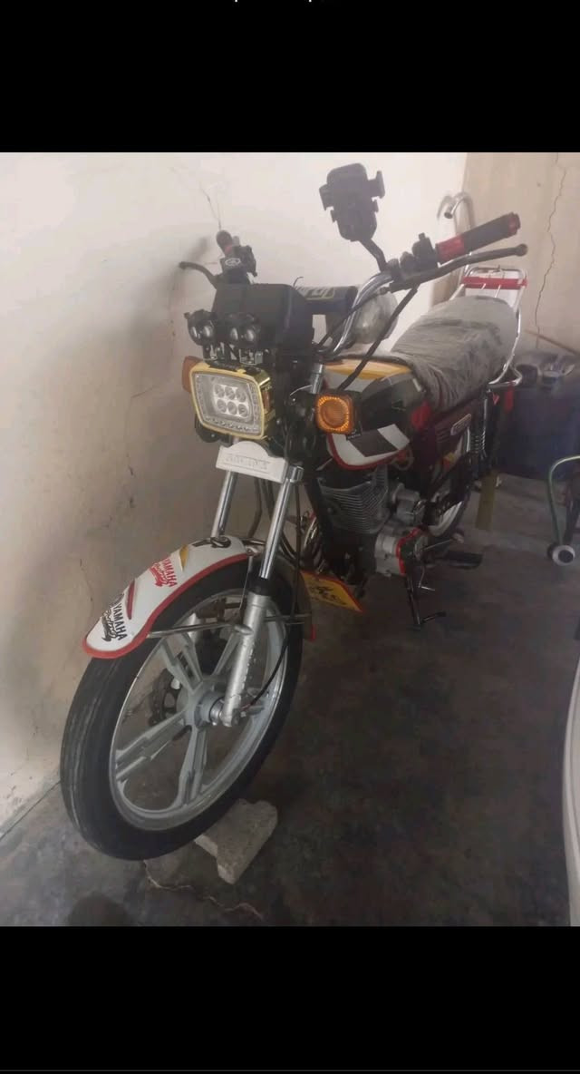 سلام عليكم سيفان للبيع موديل 21 محرك 150 سلف هندر  كهربائيات كله شغال الدراجه نضيفه بمعنه الكلمه بلواقع احله من الصوره محرك مفتوح بس بشرط شلعه ومعدل لا صرف ولا بخار الدراجه مكفوله كفاله اوراق بي سعر 475 وبي مجال مكان حمرين


**إذا كنت صاحب هذا الإعلان وتريد حذفه لأي سبب، رجاءا أرسل رسالة إلى الدعم الفني**