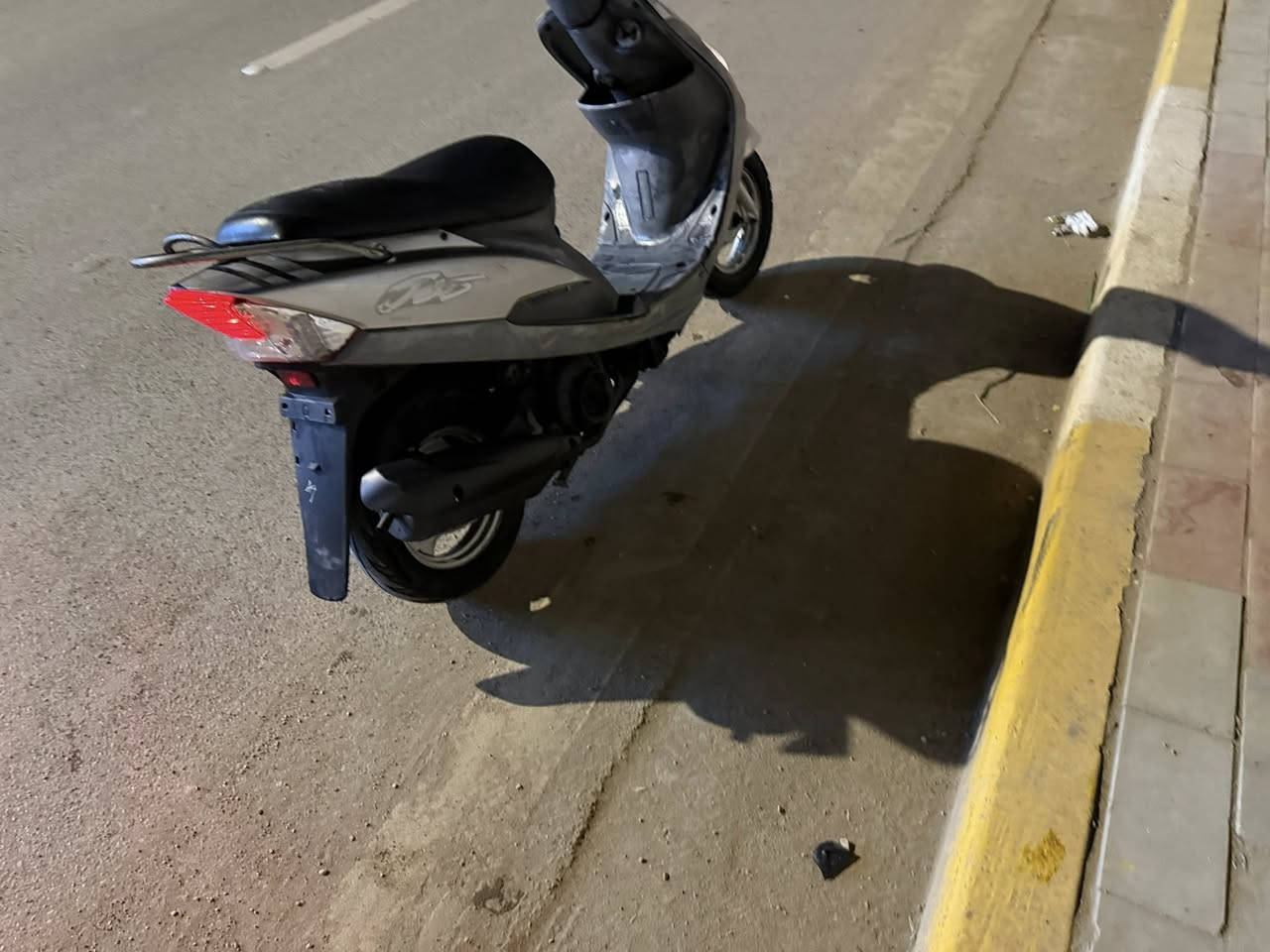 البيع ماكس منغولي صارله ١٥ يوم طلعه الرقم ***********
