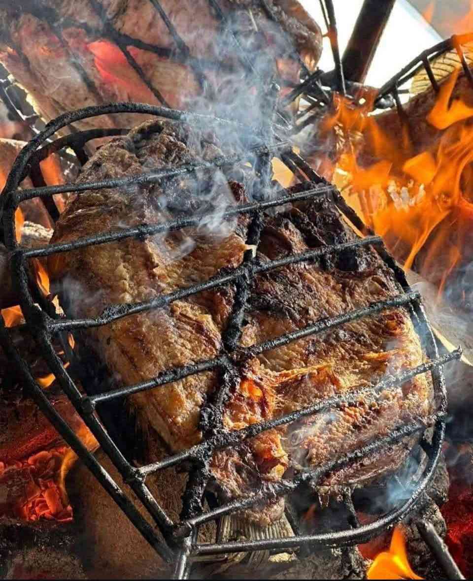 على بركة للة دائمآ و ابداّ معكم 🤲بأفضل أنواع السمك الطازج مذاق و طعم يشهد الجميع ***********.        ***********خدمة توصيل متوفرة لجميع المناطق 🛵
