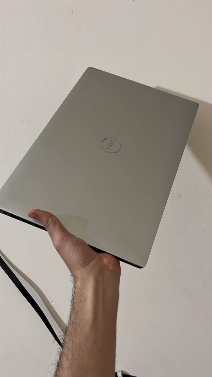 لابتوب دل برزشن ٥٣٠٠ نظيف جداً
المعالج كور اي ٥ الجيل الثامن فئة H
الرام ١٦
الهارد GBssd 512
كرت الشاشة نفيديا كوادرو P1000 4GB
وانتل شير
الجهاز نحيف (سلم)
مكاني بغداد
السعر ٤٦٥ الف
للاستفسار راسلني خاص
تحياتي بغداد, العراق


**إذا كنت صاحب هذا الإعلان وتريد حذفه لأي سبب، رجاءا أرسل رسالة إلى الدعم الفني**