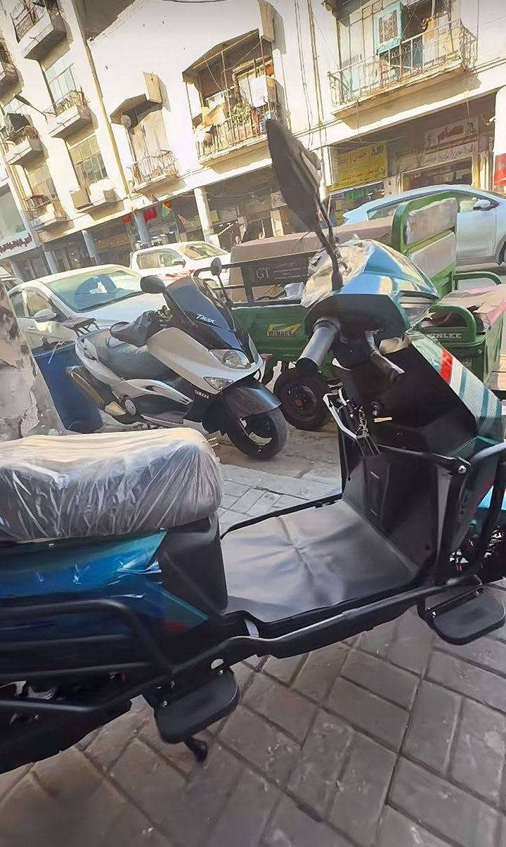 سكـنس مـدرعة موديل 2025
ملف 2000w
بصمتين✅
تشغيل عن بعد✅
كارت NFC✅
جنـطة خلـفية✅
تمشيك الشحـنة الواحدة 50km حـقيـقي✅
تتـحمل الاوزان الثقيـلة 
لايـت زنون✅
انذار ضد السرقـة ✅ 
الـسعر  600 وبيـها مجال
عنـواني بغـداد


**إذا كنت صاحب هذا الإعلان وتريد حذفه لأي سبب، رجاءا أرسل رسالة إلى الدعم الفني**