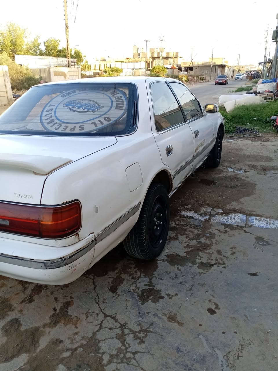 السلام عليكم
للبيع كرسته عظم موديل 1991 كير و مكينه ونجي تبريد شغال  رقم بغداد انكليزي باسمي تحويل ثاني يوم. السعر 32 وبيها مجال ***********
