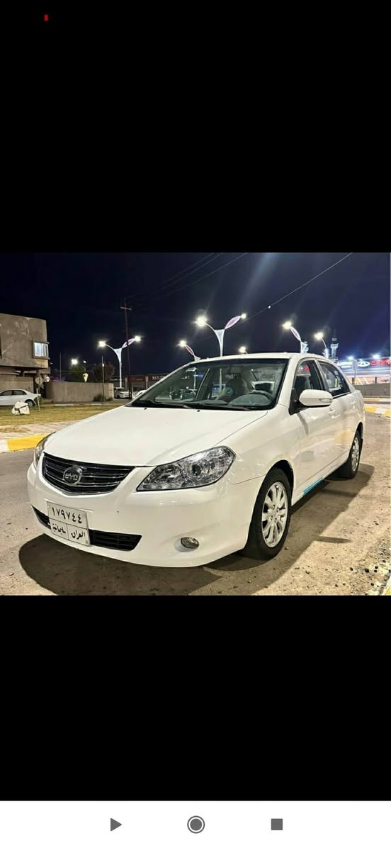 سياره byd موديل 2014 بدون سبغ فول مواصفات اوتوماتيك و عادي سلايد بصمه حساس سكان فوليوم داخل اصفر سنويه رقم جديد بيه بيطاقه بنزين و تبريد يشتغل *********** كركوك, العراق
