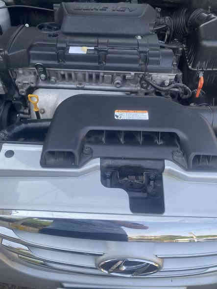 النترا موديل 2008 (خليجي)
 سياره جديده بمعنه الكلمه فول محرك 2000 اربعه دسك كروز سرعه  كشنات جلد سلايد روف لايت كهرباء تخم تاير جديد سياره ماشيه 90الف  سياره مكفوله
 كم حالوبه بيها 
السعر 123 وبيهه مجال رقم بغداد وموجوده بغداد السيديه
 رقم التلفون *********** بي وات ساب
