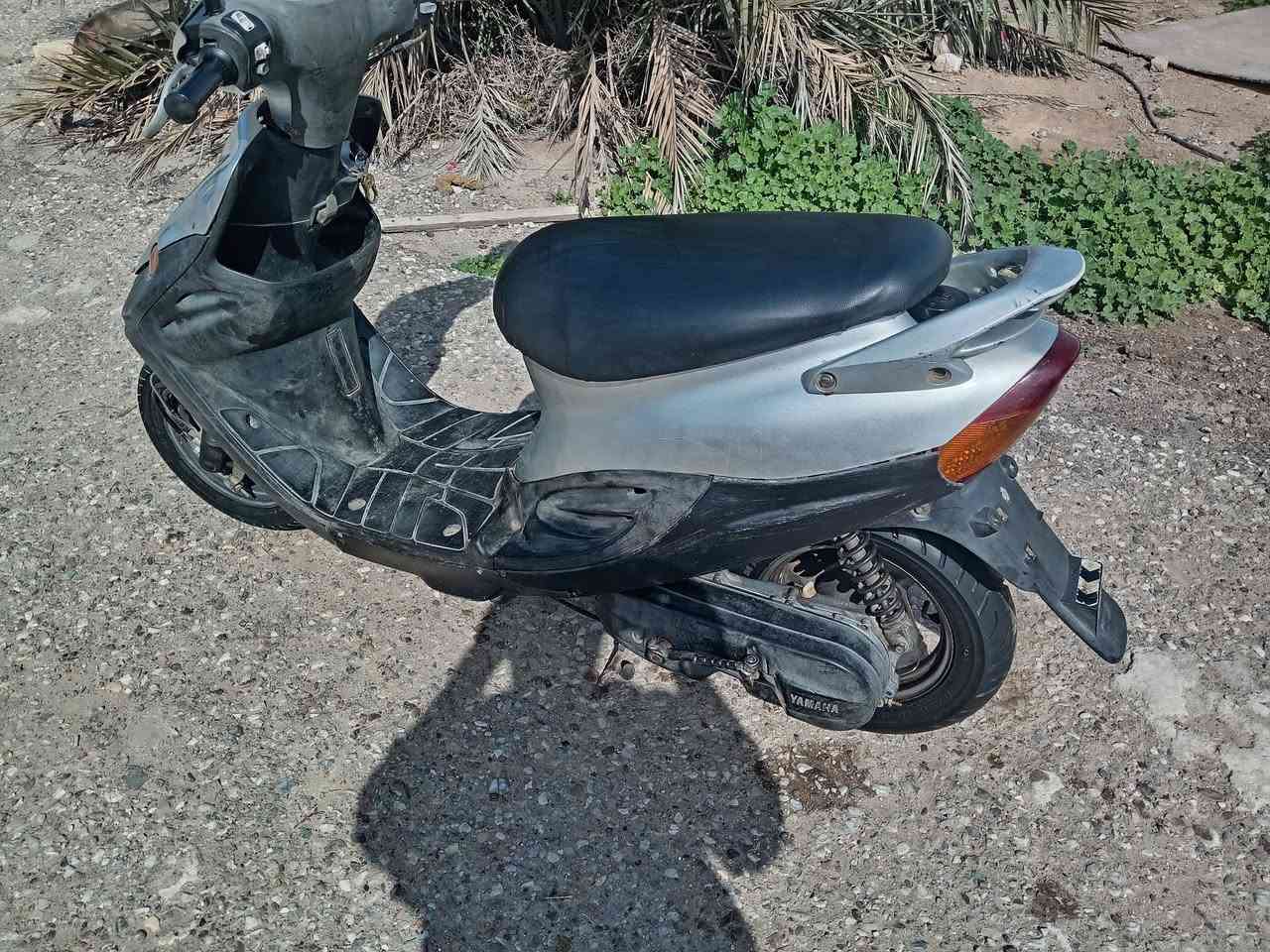 السلام عليكم ورحمة الله وبركاته
دراجة نارية يوماها ٩ زروف بيجي
كاملة اي نقص مابيهه هندر سلف محرك اشاير
السعر 250 الف قفل مكاني جسر ديالى الجديد الاستفسار على هذا الرقم ***********
