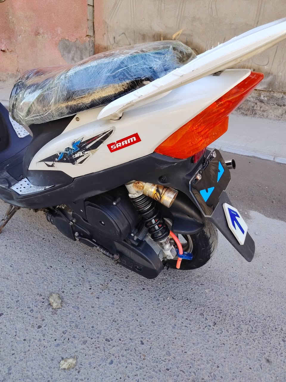 سـلآمـ عليـگم ورحمـ‏‏هہ آللهہ‏‏ وبرگآتهہ‏‏..ماكس عدله  بلاديه   كامله مكمله كلشي شغال   نكره سلف هندر ابكل وكت شغل واطلع دراجه فول مكفول شلعه ومعدل دراجه نظيفه  شرط  ليت زنون اصلي عالي ناصي☄️️
تزويد صالانصه اف ام اصلي ☄️  كلجات رياضي اصلي RGS دبل خلفي اصلي هوه 💸 
سبايدر وياله اصلي كشن رياضي   سعر 600 اوبيه مجال بسيط والخاص مفتوح رقم الهاتف *********** مكان الدراجه ديالى بعقوبة فلكت الأمين
