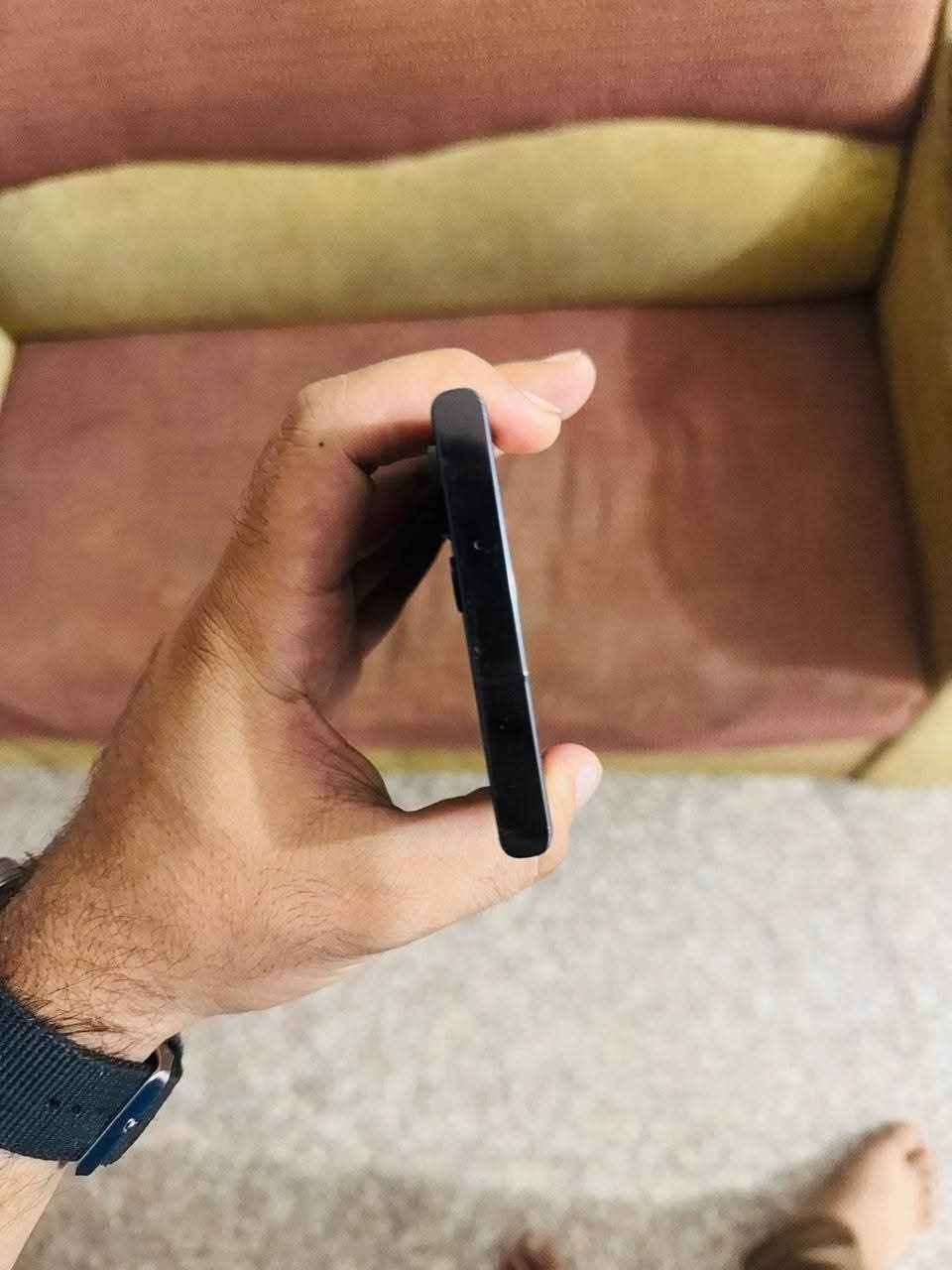 S23الترا
ذاكره 256
رام 12
جهاز عربي كامل يجي دبل سيم كارت محدث اخر تحديث جهاز كلش نضيف كله بالشرط يجي فقط جهاز 
السعر 725 وبي مجال كركوك, العراق


**إذا كنت صاحب هذا الإعلان وتريد حذفه لأي سبب، رجاءا أرسل رسالة إلى الدعم الفني**