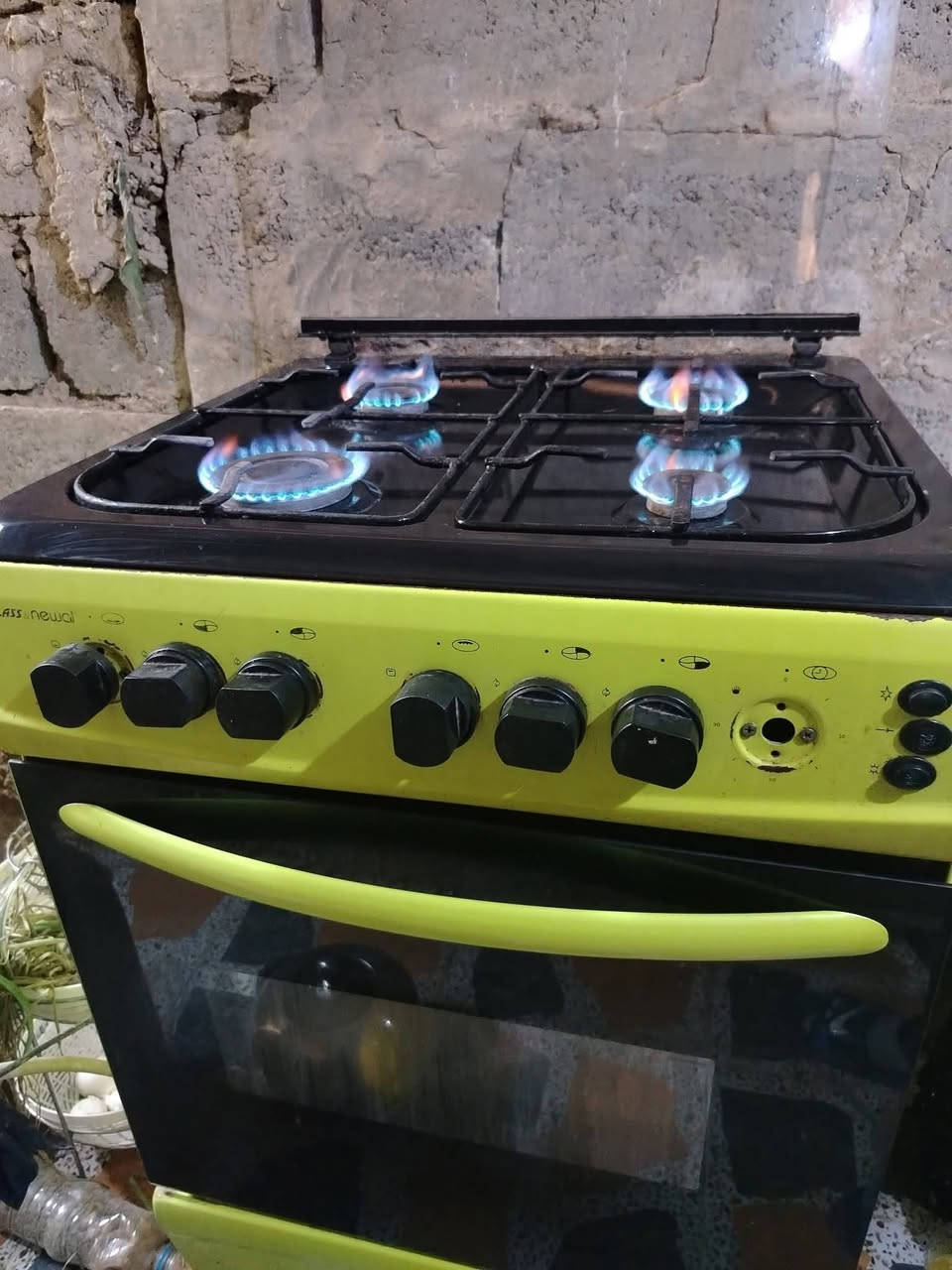 طباخ مستعمل للبيع شغل ويه الفرن كل عيب مابي السعر ٦٥


**إذا كنت صاحب هذا الإعلان وتريد حذفه لأي سبب، رجاءا أرسل رسالة إلى الدعم الفني**