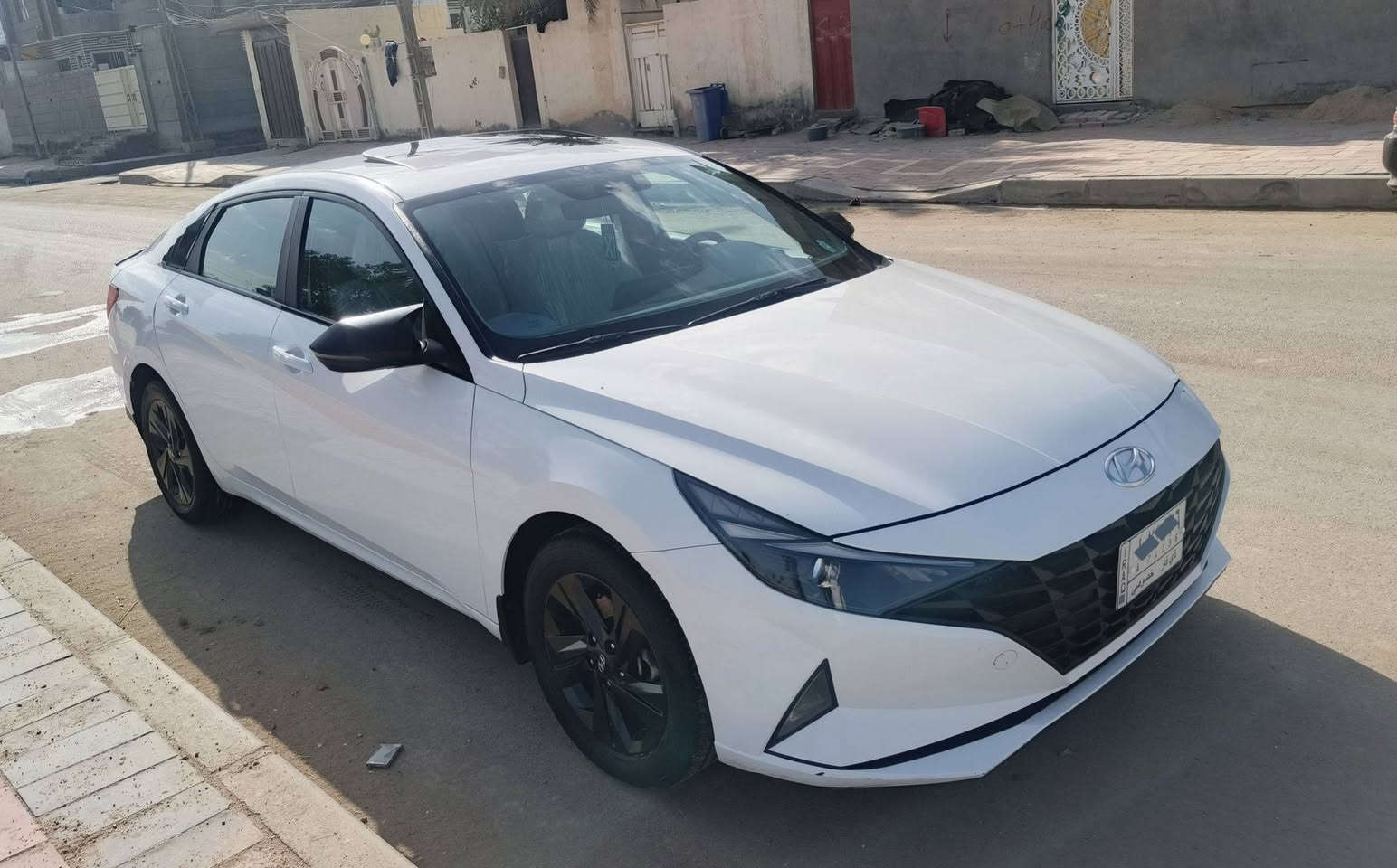 السلام عليكم ورحمة الله وبركاته 
النترا 2023 شركه عامه استقطاع مباشر على الماستر باقي سنه ونص تصير حره /كفاله عامه من الضربه وصبغ وتبديل /رقم ذي قار /#فول_مواصفات ماعدا البصمه /محرك1600/سياره مجهزه من اي شي محرك حداديه تخم تاير جديد سياره على وضع الشركه /للاستفسار الاتصال على الرقم ***********| العنوان ذي قار قضاء النصر غير متواجد على الفيس
