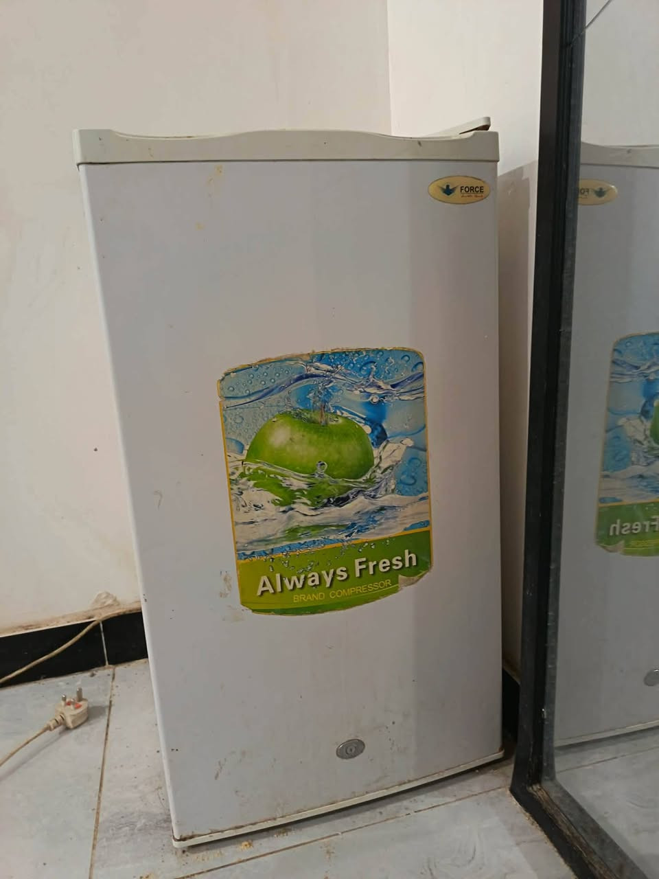 ثلاجه شغاله ومبرده نضيفه كلش  للبيع


**إذا كنت صاحب هذا الإعلان وتريد حذفه لأي سبب، رجاءا أرسل رسالة إلى الدعم الفني**