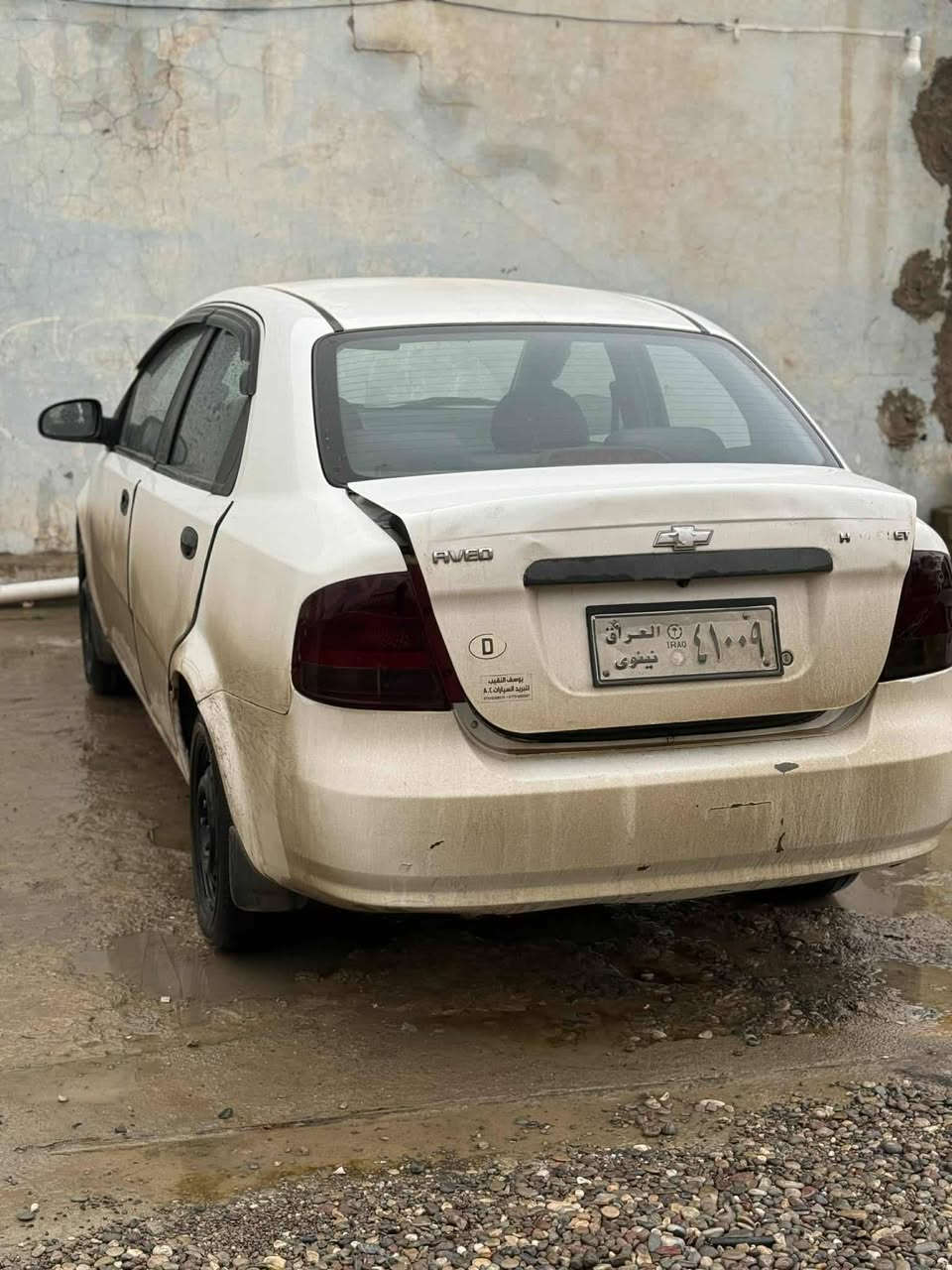 للبيع افيو 2006 رقم صدامي صاحبها الشرعي باليرموك كبل يحول عليها غرامات 150 ينزل من السعر كير ومحرك شرط ومحرك استرا لاصرف ولا نفخ بيها باب اليمين الكدام صبغ قليل ودوائر خلفيه ومصلحه تبريد وتدفئه شرط الشغل وايرمنيه كامله تايرات الكدام قبل سبوع شادهن والورا عالنص طخمها ورا وكدام شرط سياره كامله السعر
60وبيها مجال

مكاني حمام العليل 
***********
