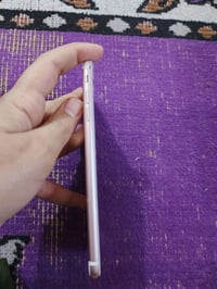 ايفون سفن • ٦٤ • حي اور