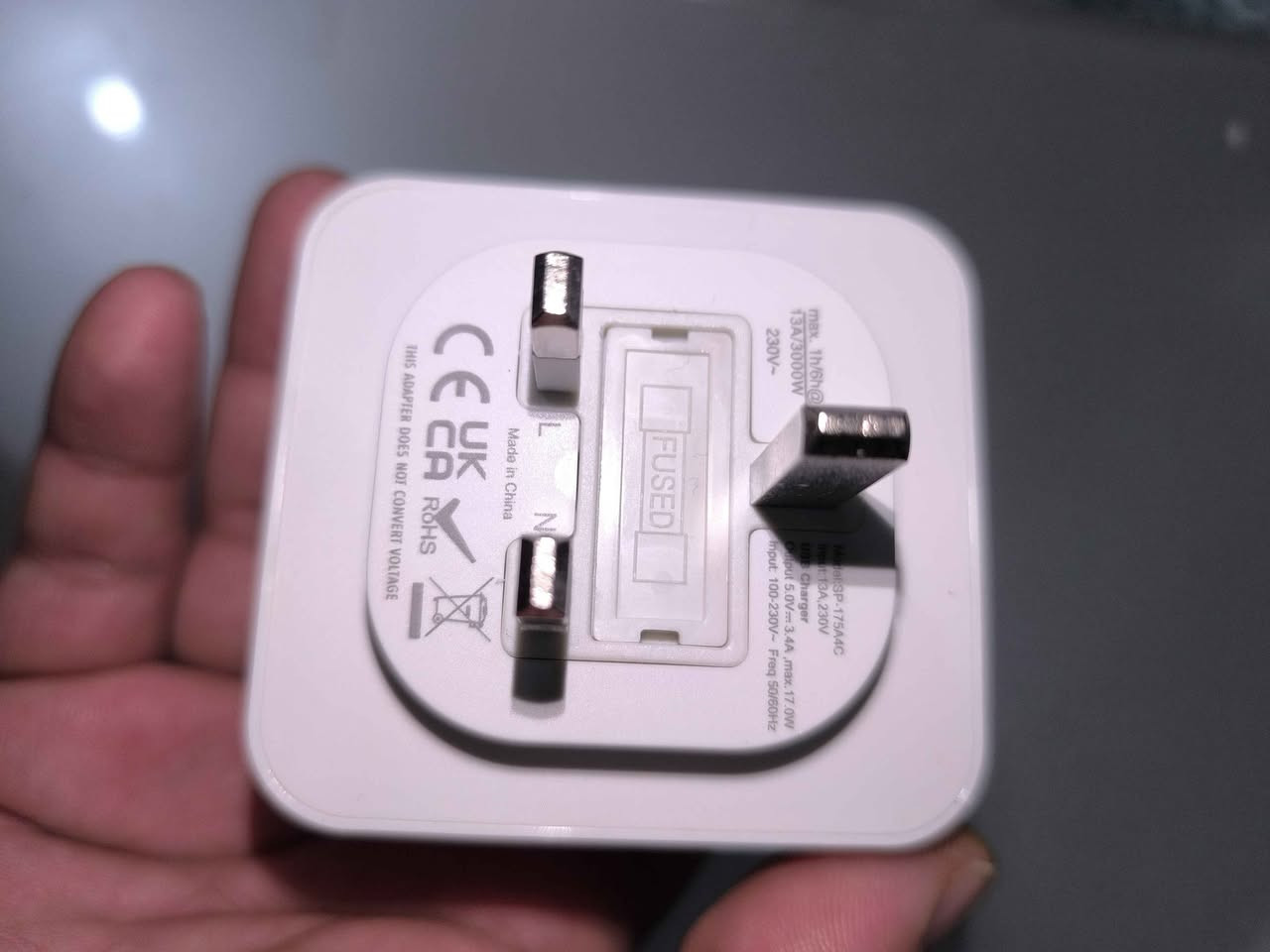 4USB Travel Adapter – شتێکی زۆر بەسوود بۆ ماڵ و گەشت
ئەم ئەداپتەرە دەرفەت دەدات ٥ ئامێر لە یەک کاتدا چارج بکەیت.
باشترین هەڵبژاردەیە بۆ مۆبایل، تابلێت، لاپتۆپ و ئامێرەکانی تر.
✅ ٤ پۆرتی USB + 1 Type-C
✅ سوکەتێکی کارەبا بۆ پلەگ
✅ Smart IC شارژ – شارژی خێرا
✅ پاراستنی ئاگر و کورتەکارەبا
✅ Child Lock بۆ پاراستنی منداڵان
✅ قەبارەی بچووک – گونجاو بۆ گەشت
📱 دەتوانیت لە یەک کاتدا:
مۆبایل + تابلێت + لاپتۆپ + ئامێری تر چارج بکەیت.
💡 گونجاوە بۆ:
ماڵ | ئۆفیس | گەشت | هۆتێل أربيل, العراق


**إذا كنت صاحب هذا الإعلان وتريد حذفه لأي سبب، رجاءا أرسل رسالة إلى الدعم الفني**