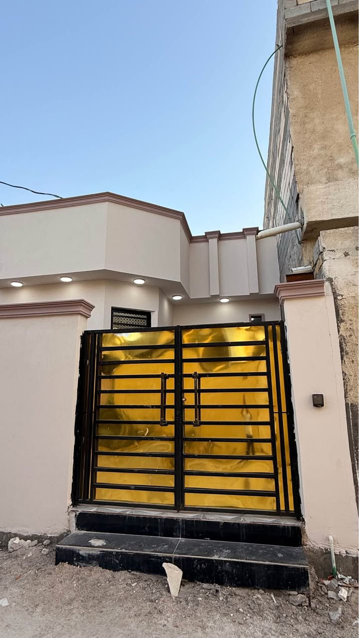 🏢 مكتب عقارات البركة

🏡 دار للبيع – فرصة مميزة

📍 المساحة: 133 متر

🏠 التفاصيل:

* غرفتين
* صالة
* استقبال
* مناور صحيات
* مطبخ
* بناء جديد
* بناء بلوك

📄 نوع العقار: زراعي صرف
🤝 البيع: مباشر من المالك

💰 السعر: 75 مليون

📞 للاستفسار:
***********
***********

📍 عنوان المكتب: الجزيرة – الشارع العام، مقابل محلات أبو كرار للجملة البصرة, العراق
