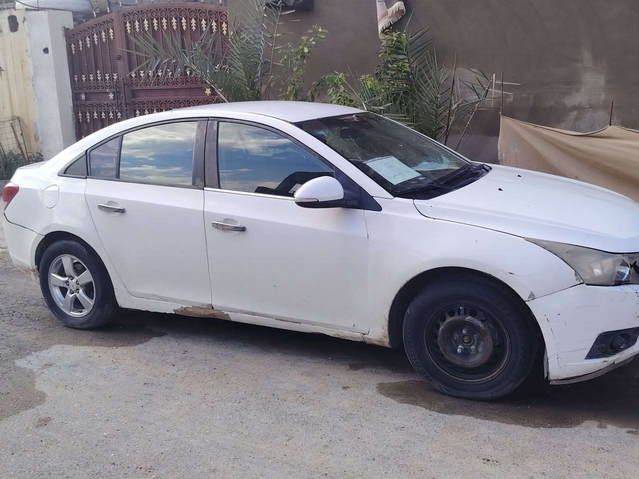 سلام عليكم سياره خير من الله وفوال موصفت مو ديل 20012 شرط ثاني يوم تحويل سعر تصال علي رقم ***********
