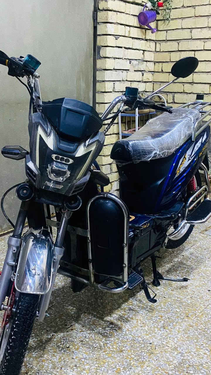 السلام عليكم دراجه هارلي  شحن للبيع بطاريات اصليه شاحنه جديده كهربائيات شغاله +لايت فدراليات دراجه نضيفه السعر 600 العنوان بغداد المشتل رئاسه المعلمين قرب حسينية علي الشوكي للرد السريع المراسله علئ الواتساب ***********
