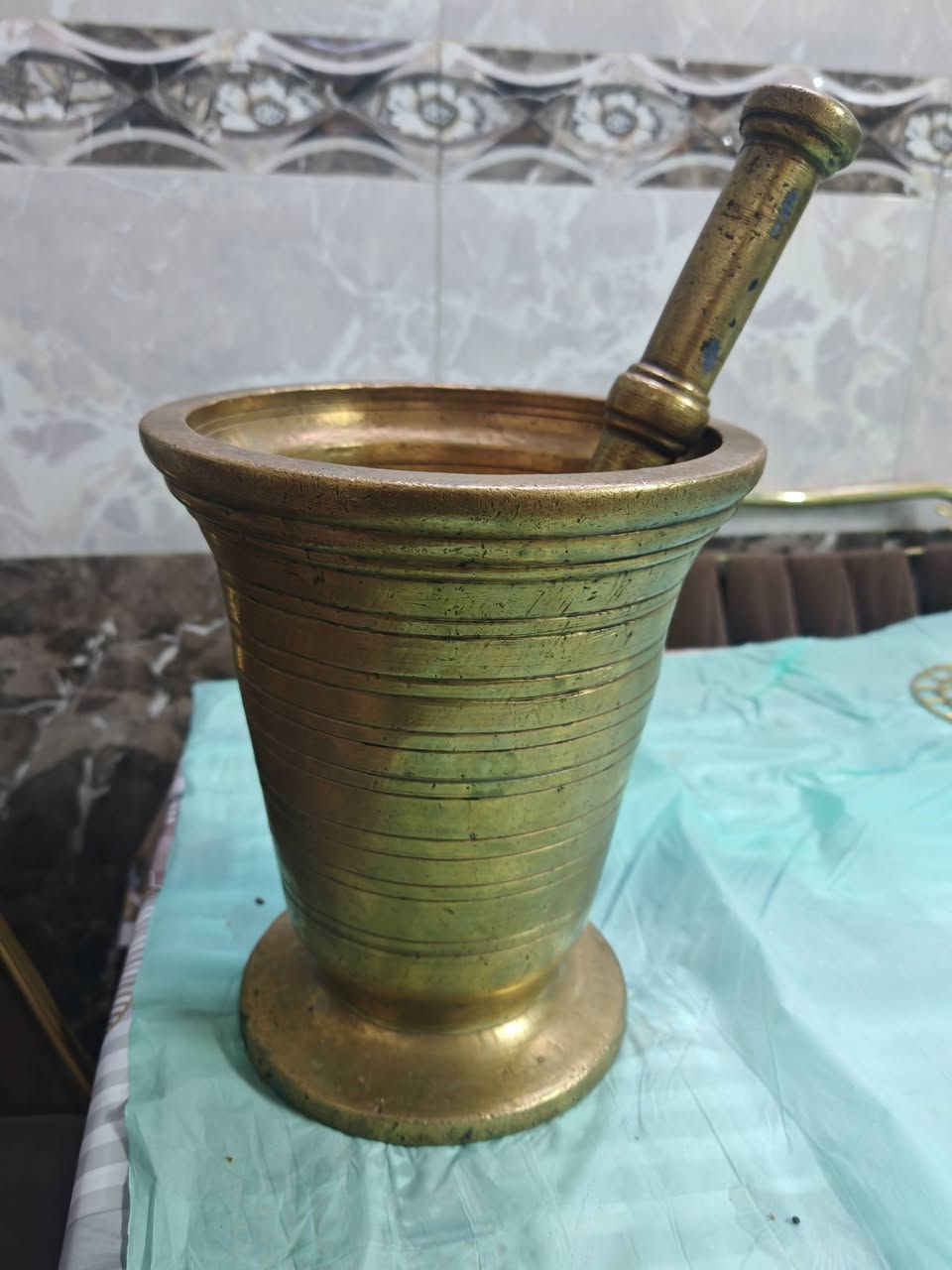 هاون بغدادي (مخطط) للبيع
🔹 الارتفاع: 24 ونص
🔹 الوزن: 13 كيلو صافي
🔹 الحالة: جيد
📍 المكان: حي السماح
📞 للاستفسار: ***********
