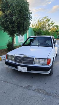 اسلام عليكم مارسدس حجم 190 موديل 1986 كير ومكينه شرط صبغ قطعتين رش سيا...