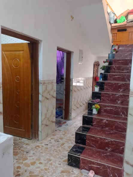 دار للبيع طابو زراعي سند 25 المساحه 125 م يحتوي على غرفة ومطبخ وصالة واستقبال وصحيات داخليه خارجيه وطارمه وحديقة البناء طابوك السقف صب كونكريت المكان كربلاء طويريج حي المستقبل مقابل الجمعيه السعر 45 مليون للاستفسار مراسلة الصفحه او الإتصال على ***********و*********** و*********** أو مراجعه مكتب سيد علي النعيمي الكائن في طويريج الشارع العام قرب الإطفاء مقابل مدرسة امل الاجيال
