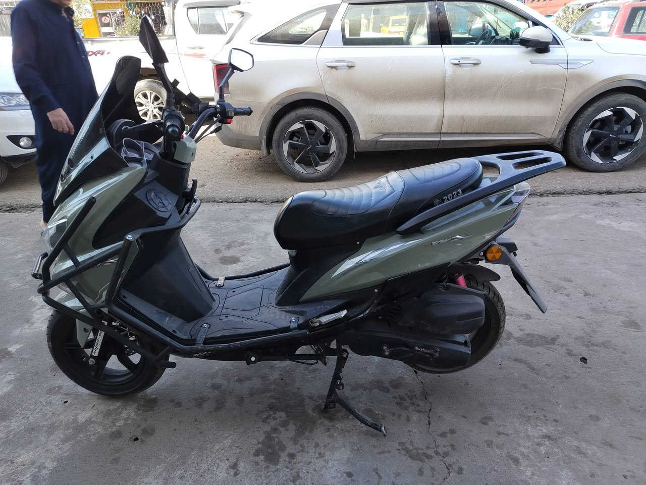 ماطور ماكس زيرو بعدو  2023 ماشي 2500 كيلو ماطور نضيف كثر مما تتوقع سعر 900 بي مجال بسيط
*********** بي واتساب
