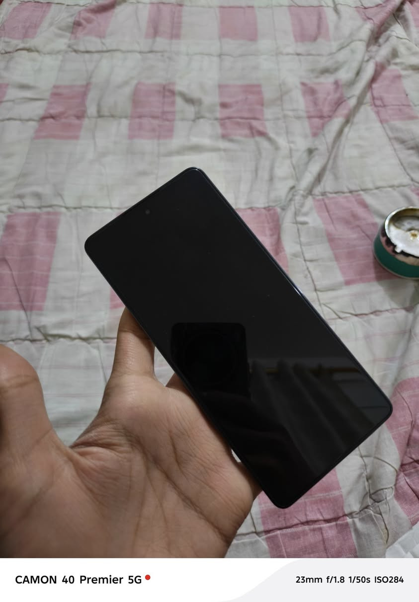 السلام عليكم
تكنو بوفا 6 برو 5g
ذاكرة 256 
مستخدم قليل جداً اخوو الجديد 
ملحقات كاملة كارتون وشاحنة 
السعر 180 قفل بدون عملة رجائاً 
عنواني بغداد المدائن سلمان باك  . 
*********** رقمي اتصال او واتساب متواجد ❤.
