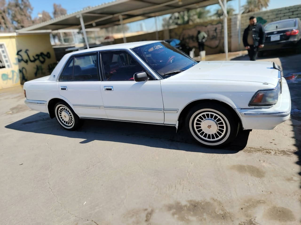 السلام عليكم سيدان موديل 89نضيفه شرط وكالة وتحويل تبريد شقال تدفئه شقاله كهربائيّ شقاله سياره جاهزه كير ومحرك بطه داخلها نضيف
السعر  المطلوب 53وبيها مجال  
الاتصال على هاذه رقم ***********
