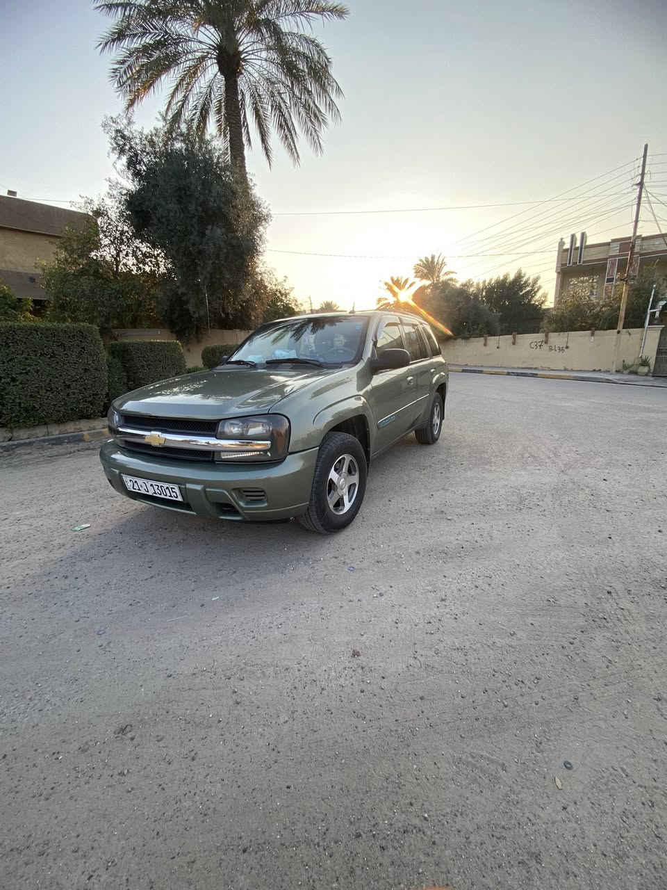 السلام وعليكم 
اخوان للبيع تريل بلايزر موديل 2004  4X4 بس شايل الگاردن ولاغي  كامله مكمله  مابيها كل نقص  محرك قبق اسود 4200 و كير دفع رباعي  كله شرط شركه شلعه بطناش  كير خير من الله   ماشيه 98ml  رقم سليماني  اباسمي شرط التحويل هزه جديده  تخم تاير جديد  باتري جديد مسجل ابلادي جهاز تسجيل صوت بلادي كلشي شغال بيها  مناقصها اي شي حاطها استخدام عله كد الدوام صبغ بيها كما موضح بل سونار للجماليه  بدون ضرررر.... ***********  المو شراي لا يتصل ويتعبني  السعر 110 وبي مجال شي قليل  المكان بغداد قضاء المحموديه.
