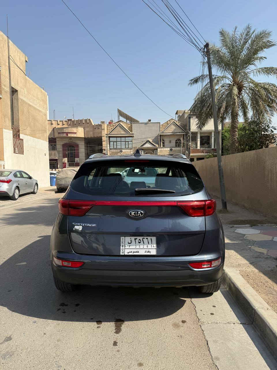 السلام عليكم 🌹🌹
كيا سبورتج امريكي 
2019
مكينة 2400 gdi 
رقم بغداد مشروع وطني باسمي 
مكانها بغداد المنصور 
ضررها جاملغ وبنيد موضح بالصور 
سعرها 160 وبيها مجال قليل 
للاستفسار اتصل على الرقم 
مكلف بالنشر ..اتصل ع صاحب السيارة 
***********
