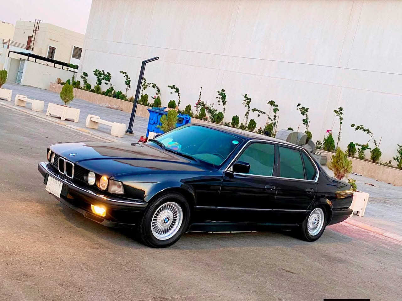 سلام عليكم ألي يدور جديد ومايتعبك تعال بالعافيه عليك
Bmw 735
م1993
سياره مابيها نقص 
محرك شرط  كير اوتو شرط
مصبوغه من جماليه ومكفوله
تبريد ثلج قطعتين
صدر أمامي خلفي شرط
تخم تاير 
دركه ايرباك
دبل كمبيوتر
دبل جكمجه 
دبل جام
سلايت 3 طكات
تخم بردات خلفيه.. وابواب بلاد
ويل شعاع أصلي
كشنات جلد أوف فايت  شرط الداخل جديد زلغ مابي
صاج ملكي
كروز سرعه شغال
مانع انزلاق
هوك خلفي بلادي
انطيك كل شي شرط وتحويل ثاني يوم سنويه ما تسقط لل 28
سعر 70 .. مكاني تكريت 
‏‪***********‬‏
