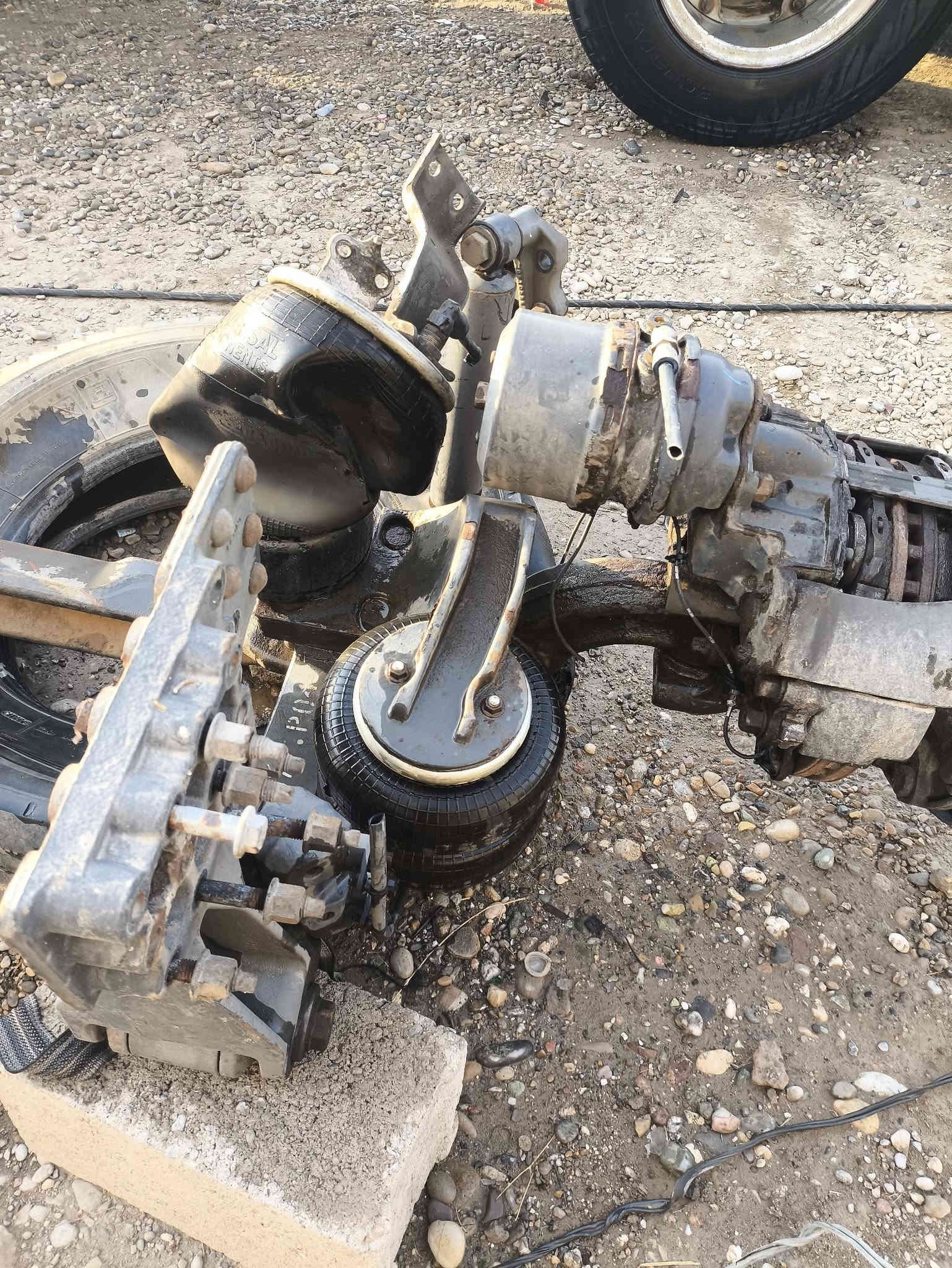 للبيع سنكل مال فالفو موديل 17 يرهم ع كل الفالفو مال كصه جديد ماناقصه برغي سعر 11$
سلام عليكم سنكل فالفو للبيع جديد كامل 4جوبلسات شركه جدد كنديسر دسكات دبلات كااملل المكان كركوك 
***********
