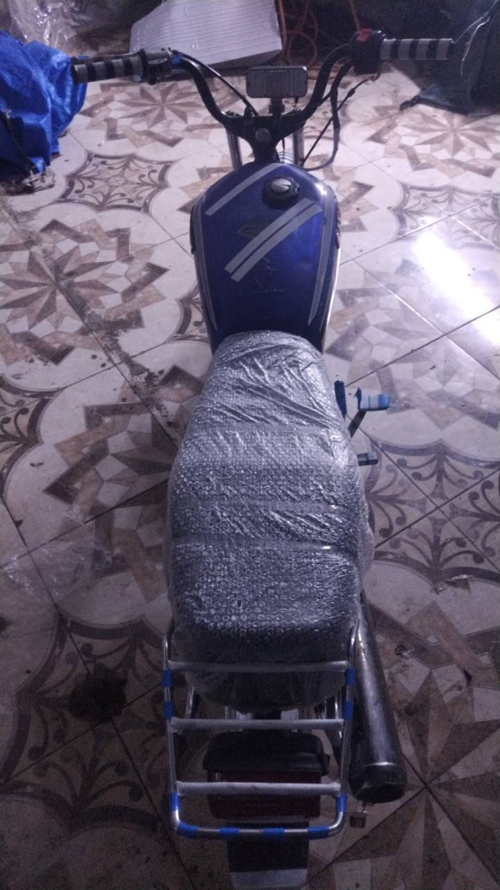 فرۆشتنی خێرااا!!!!!                ‌          سلام علیک برایان ئەم ماتۆڕەمان هەیە بۆ فرۆشتن سیڤان ئیرانی 97 مەکینە 150 ماتۆڕێکی تا بڵێی پاکو بێ عەیبوعارە گێڕو مەکینە بە شەرت ماشااللە لە قووەت بێزارە بۆ نرخیش فەقەت270مەعمەلە بەلاش بەلاش ئەوەش ڕەقەمەکەم *********** دار بنديهكان, السليمانية
