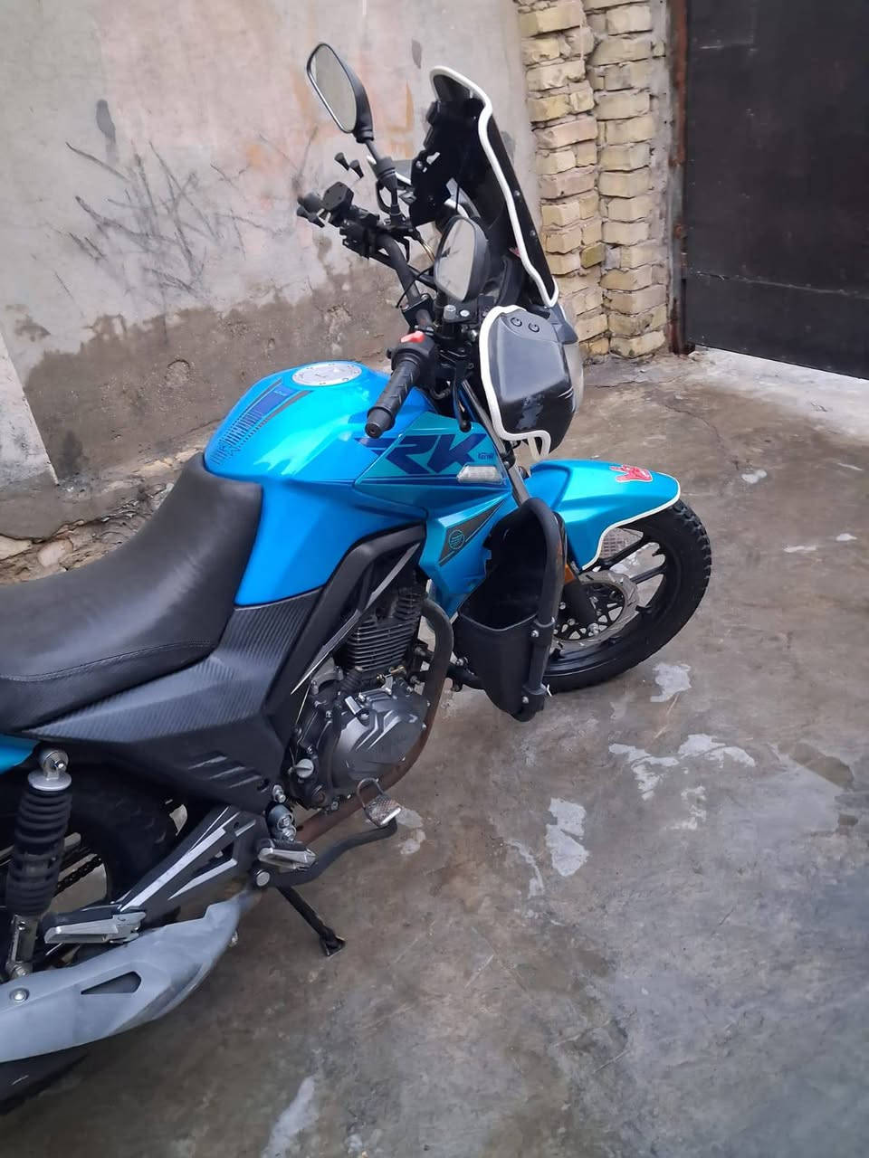 دراجةRK موديل 2022 نازلة بل 2023 شهر 11دراجة جديدة رقم بغداد
هية ول خوذة ول صندوك
تايرات زوج 

زنجيل 

بريك أمامي خلفي 

كلج رياضي 

ذني صار شهر من شادهن 

رايدها ب2200 بيها مجال قليل مستعجل على بيعتها مكاني بغداد

السنوية باسم الشركة

واتس ***********
