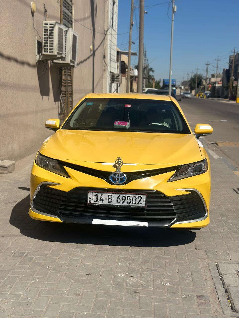 كامري هايبرد بانزين موديل 2023 وارد خليجي مكفوله ضربه وتبديل صبغ عام فقط جماليه
رقم خصوصي بسمي تحويل ثاني يوم 
فول موصفات  ماعده الفتحه  محرك 2ونص تبريد ثلج سياره جاهزه 
سعر )(125)الستفسار ***********
