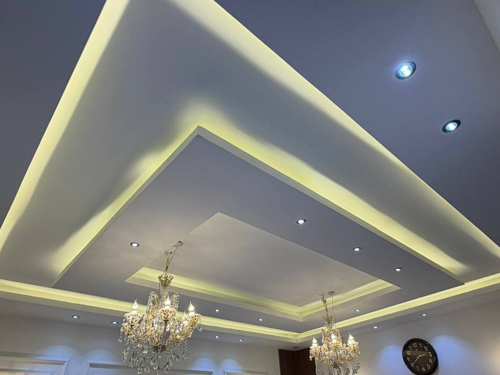 🏠 / دار للبيع مساحه ٢٠٠ م طابو زراعي سند 

              واجهه ١٥ م / نزال ١٣ م 

🧱 بناء حديث درجه أولى

الطابق الاول / مطبخ . أستقبال . هول . غرفتين. مجمع صحيات 

الطابق الثاني / ٤ غرف . هول . مجمع صحيات 

🌎 الموقع / حي الصحه خلف حسينيه حيدر جليل 

للأستفسار أكثر مراجعة مكتب 
#عقارات_أراضي_بابل_الخضراء للمقاولات العامه والتصاميم الهندسية
 
🔸في حال عدم الرد نرجو ارسال رساله على الواتساب
 .
شارع ٦٠ .. عمود ٣٠٠ .. مقابل أستدارة علي بقلي 
الشيخ حازم 
وسام محمد 
أبو حيدر / *********** حلة, بابل
