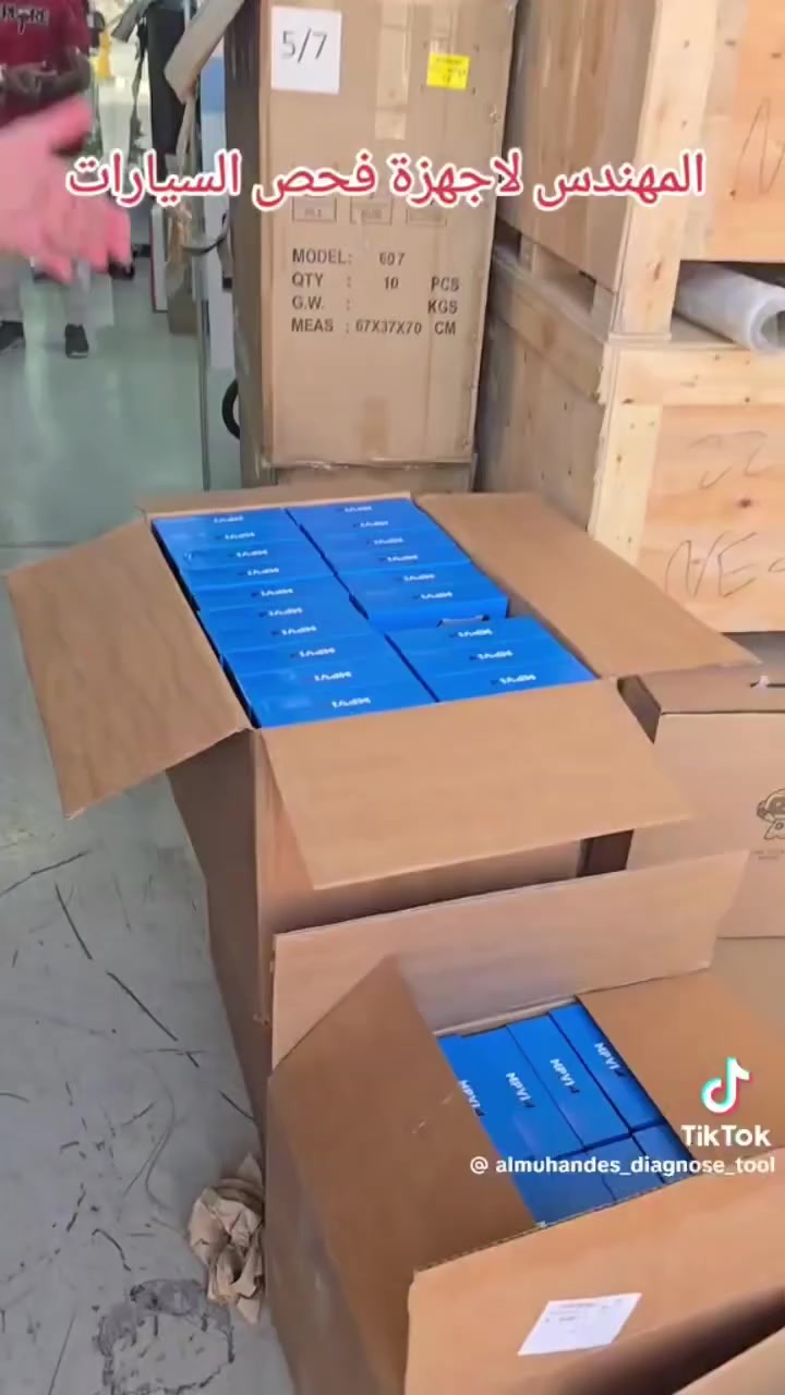 🚀 الوحش وصل.. المبرمجة الأقوى عالمياً MPVI4 بأحدث إصدار! 🚀
وسعر صدمه ارخص واحد بلعراق اني 😂 💪  
لكل أصحاب السيارات والورش اللي يدورون عن "الضبط التمام"، الآن توفرت حصرياً المبرمجة العملاقة MPVI4 بنسختها الأخيرة، مع برنامج فري توكن (بدون اشتراك).. يعني اشتغل براحتك وبدون قيود!
ليش MPVI4 هي خيارك الأول؟
✅ تدعم أحدث الموديلات والسيارات الحديثة.
✅ أداء مستقر وسرعة خيالية بنقل البيانات.
✅ التحكم الكامل بكل تفاصيل  المحرك والكير .
أبرز المميزات اللي راح تسوي فرق بسيارتك:
🔹 برمجة المراوح: وداعاً للحرارة، تحكم بتوقيت التشغيل حسب حاجتك.
🔹عمل طلقات سوي سيارتك رياضيه 
🔹 فتح الفصلة والسرعة: أطلق القوة الكاملة لسيارتك بدون محددات.
🔹 إلغاء الكودات المزعجة: تخلص من علامة (Check Engine) للأخطاء غير الضرورية.
🔹 إلغاء الدونز (AdBlue/NOx): حلول جذرية لمشاكل البيئة.
🔹 قراءة خليط الهواء: موازنة مثالية لاستهلاك الوقود والأداء.
🔹 إلغاء الحساسات: معالجة وبرمجة الحساسات بكل سهولة.
🔹 والعديد من الخيارات البرمجية المتقدمة لرفع كفاءة المحرك.
📍 الموقع: بابل - الحلة.
🚚 توصيل متوفر: لكل مناطق ومحافظات العراق.
📞 للحجز أو الاستفسار، تواصل معنا الآن:
***********
MPVI4.. سيارتك، بنسختها الأفضل! 🛠️💨
