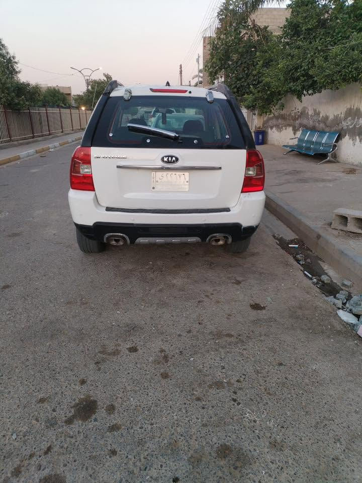 سياره اسبورتج. للبيع إلفين وتسعه  جافيه السياره باسمي شرط التحويل رقم إنكليزي العنوان بغداد الاستفسار على هذا الرقم***********
