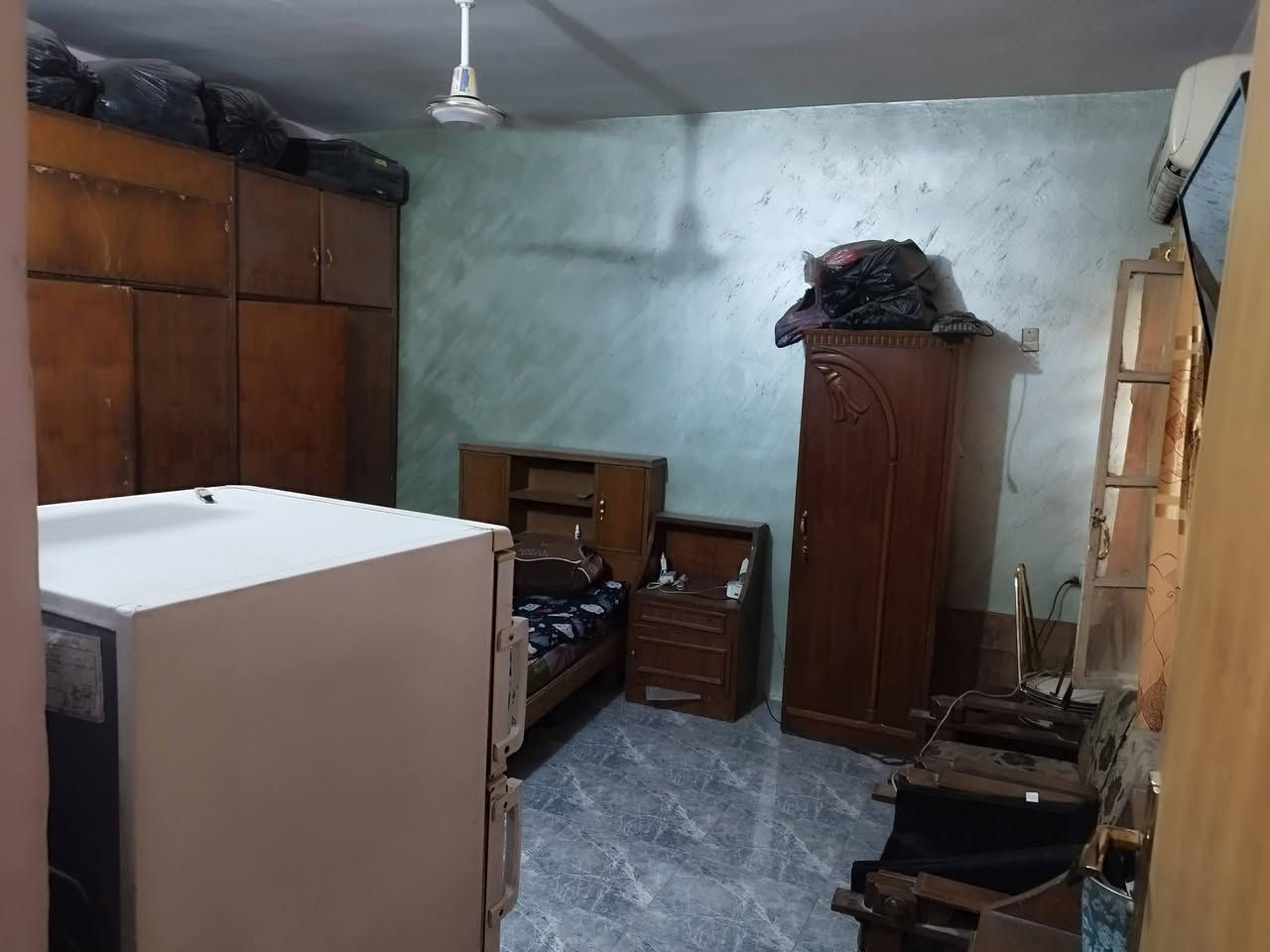 دار للبيع المساحة 65م ( سعر مناسب)
عرض الشارع 7م 

العنوان الكريعات فرع مصور اربد 

للاستفسار 

***********

***********
