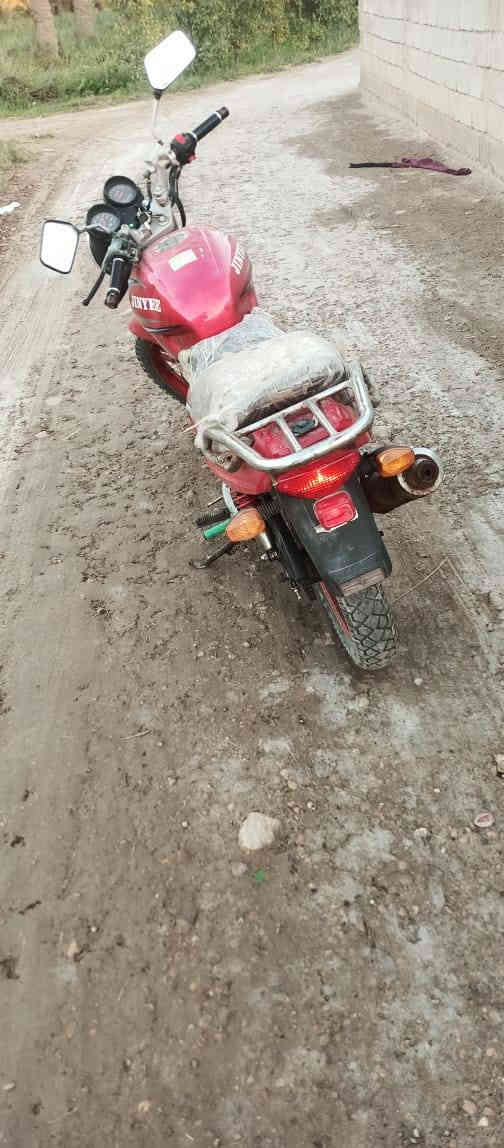 السلام عليكم من رخصت لئادمن دراجه جني واي 2012 لسعر 400 قفل لحد يخابرني يكلي أمسح لمنشور شراي تعال لمكان الصويره للستفسار ***********1
