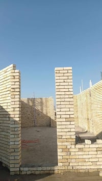 تحياتي السلام عليكم. خلفة بناء كرسته وعمل.   نشتغل قطعي وعلى الدبل  بن...
