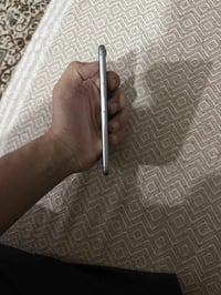 ايفون 6 اس • 32 جيجا • بطاريه 81%