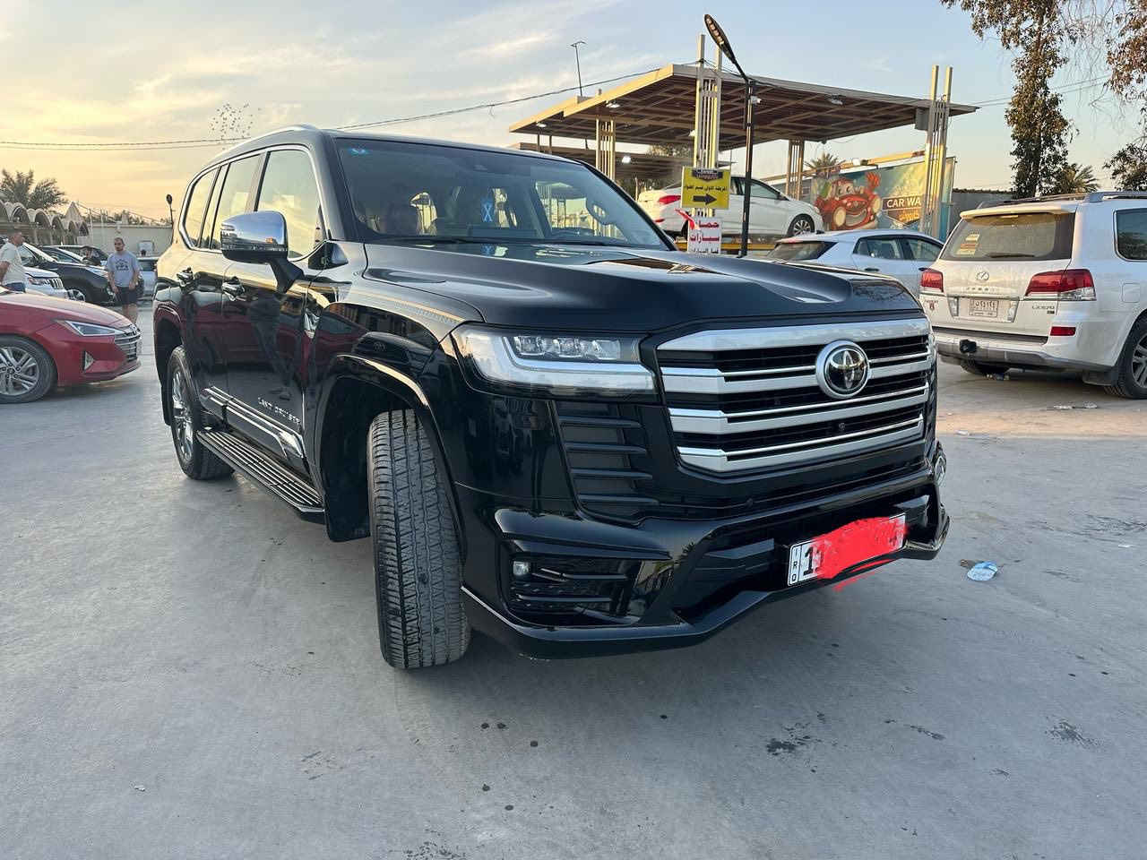 السلام عليكم
البيع لاندكروز 
موديلها ٢٠٢٤ 
مواصفات vx LlMlTED تنفس طبيعي بريم اصلي 
مغلفه ppf سعرها ٢٥ ورقه ضايفه الها
ماشيه ٢٥٠٠ الفين و خمسميه كيلو متر 
رادار تحديد مسار كشنات كلهن كهرباء و تدفاء تبريد 
مواصفات ال vx لمتدد معروفها 
مكاني بغداد
ورقم
***********
